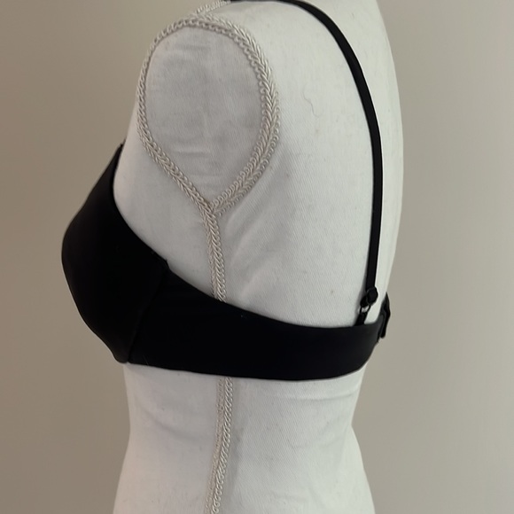 Luleh smooth Black Bra (lightly padded) - Picture 3 of 3